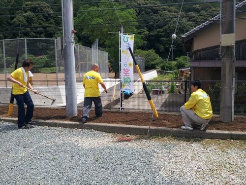 ひまわりの咲く街プロジェクト 市野々小学校