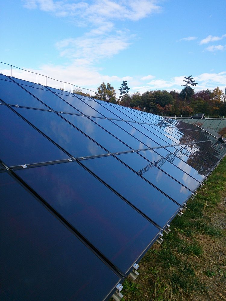 太陽光発電システムの実証の地②