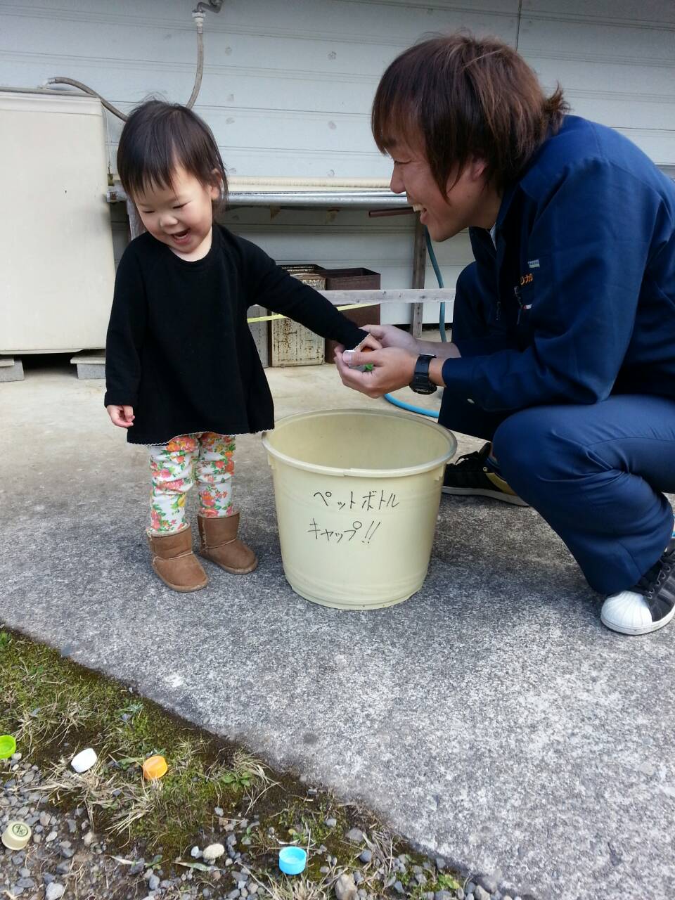 ペットボトルのキャップでECO