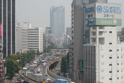 渋谷から見る六本木ヒルズ