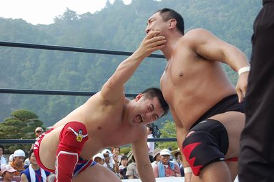 世界遺産プロレス崔領二選手