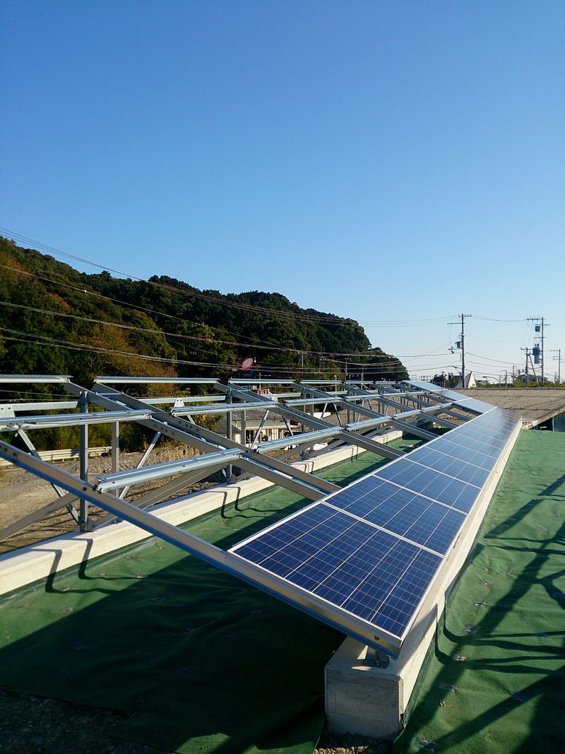 産業用太陽光発電システム、パネル設置